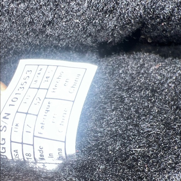 UGG Men's Maroon Boots - Picture 5 of 7